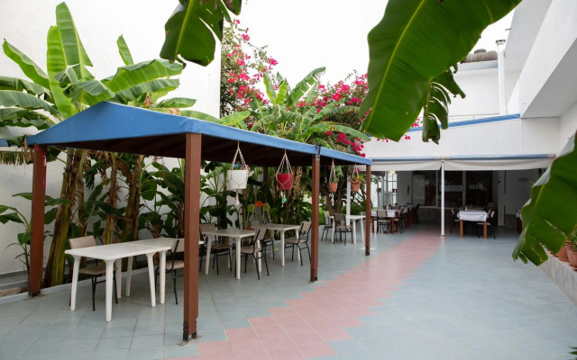 Sea Breeze 2 Apartments