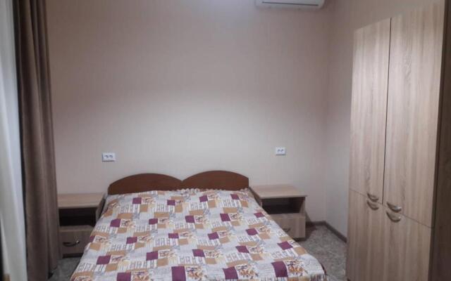 Guest House KOBULETI #788