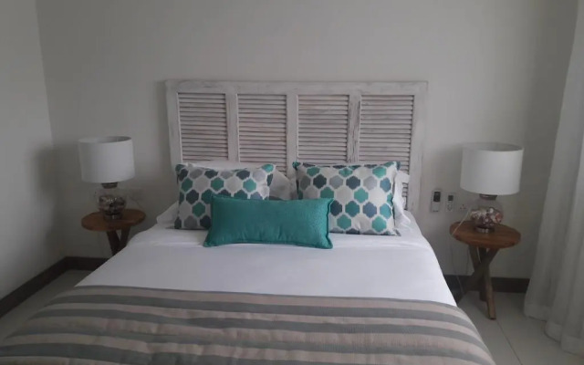 L'Escale Beachfront Luxury Suite By Dream Escapes
