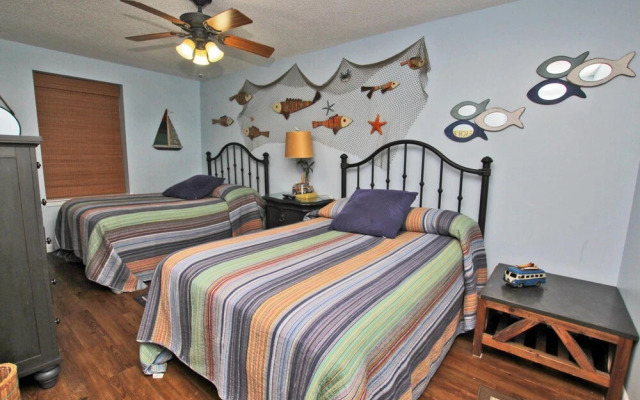 Phoenix V1008 by Youngs Suncoast