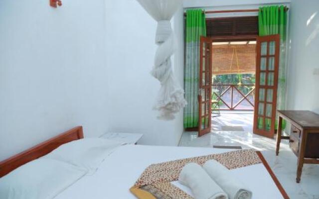 Rivelco Holiday Inn