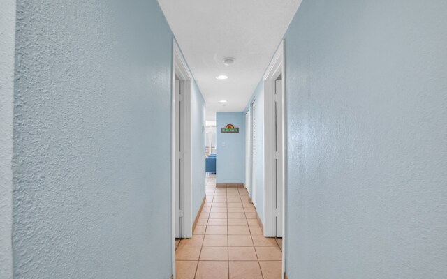 Oceanfront Atlantica Condo
