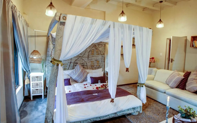 Bedrock Honeymoon Studio En-suite