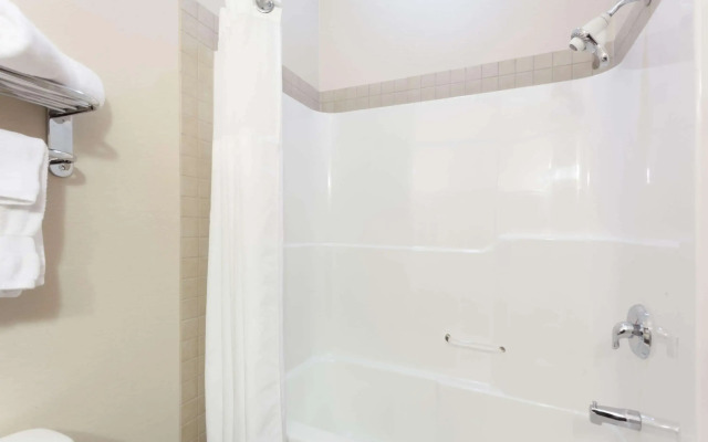 Ramada by Wyndham Westlock