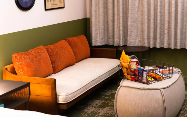 Cotton Court, by Valencia Hotel Collection