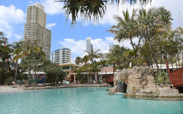 Crown Towers Resort Private Apartments