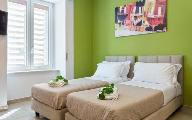 Devon Metro Studio Apartments