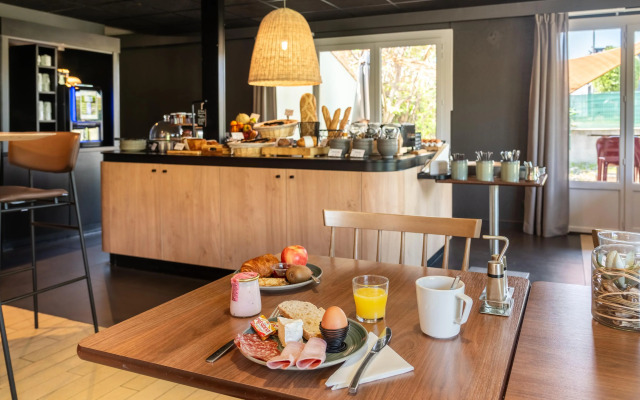 Campanile NATURE - Montpellier Sud