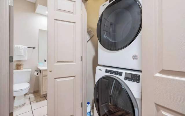 Glorious Relaxation - Golf Course Views