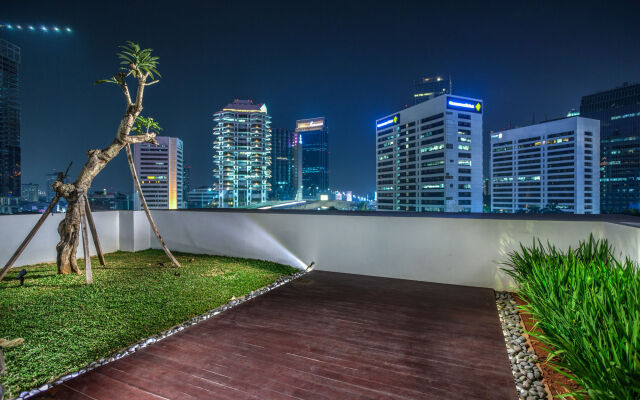Upscale Suites