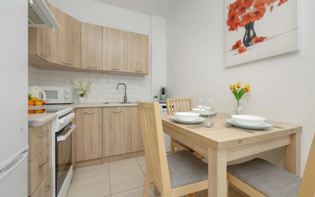 Wolska Apartment Warsaw by Renters