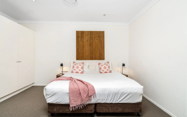 Отель The Sebel Byron Bay
