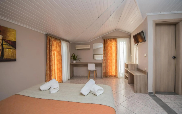 Planos Beach Hotel