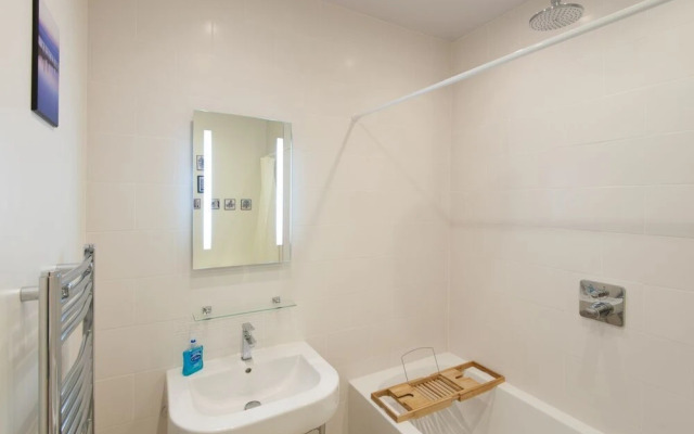 Royal Mile Mansions Apartment