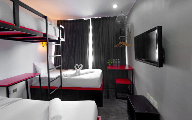 Tune Hotel - Waterfront Kuching – Guest Rooms – Kuching