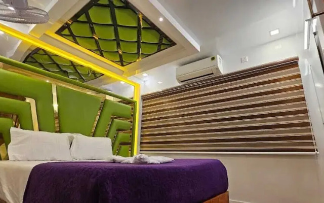 Anugraha Houseboats