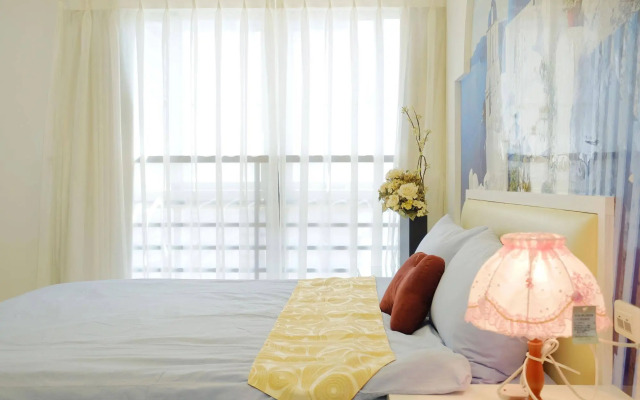 Mimi's house