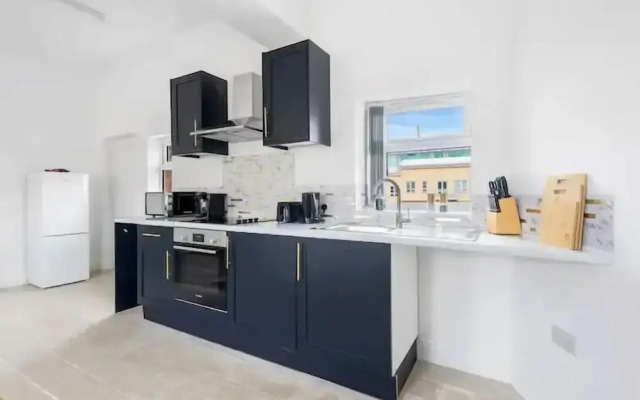 Kunda House JQ- Apt 5