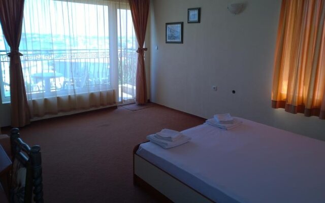 Elinor Guest House