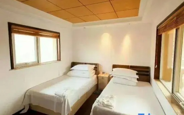 Tianjin Xiangju Leisure Club