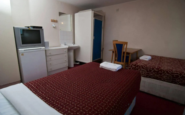 Plaza Hotel Hammersmith