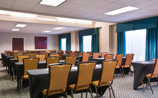 Hampton Inn - Atlanta Perimeter Center