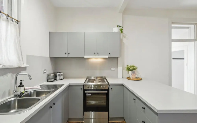 3 Bedroom House - Sandy Bay