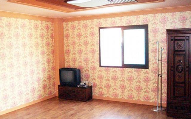 Danyang Bangoksangil Pension