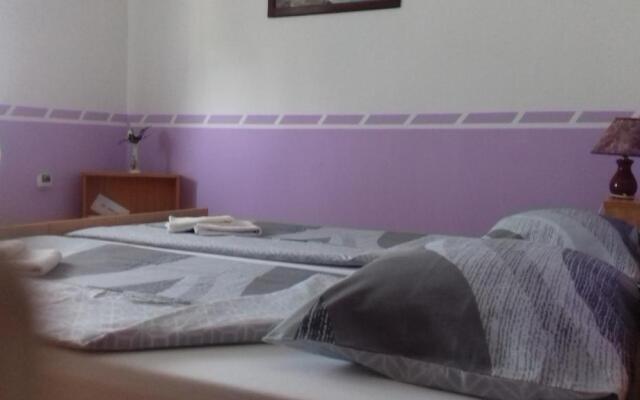Gacka Rooms