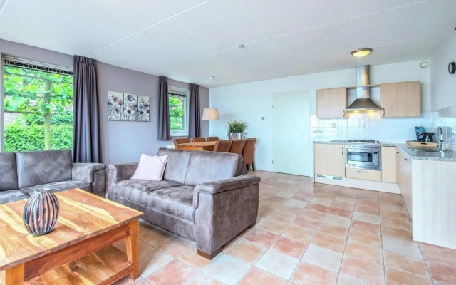 Apartment in Uitgeest by the Waterpark