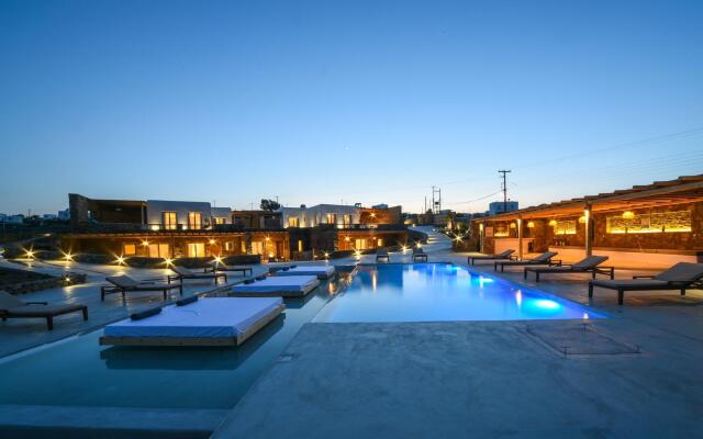 Myconian Crown Suites