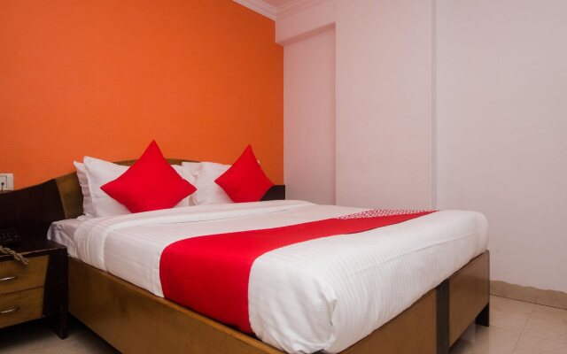 Hotel Palm Star By OYO Rooms