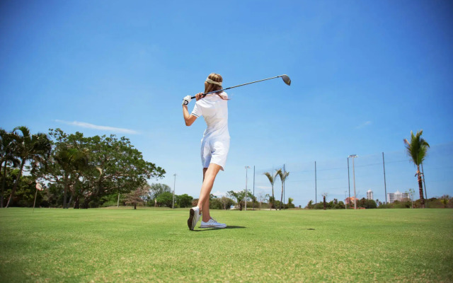 Coronado Luxury Club & Suite (ex:Coronado Golf & Beach Resort)
