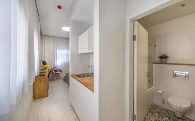 Dizengoff 208 Hotel