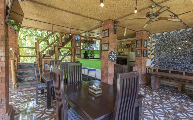 House of Hobbit