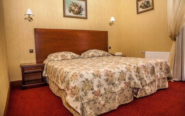 Optima Collection Kamianets-Podilskyi