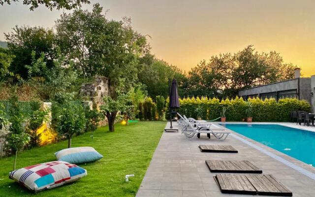 Kayaköy'de Kiralık 8 Kişilik Lüks Villa