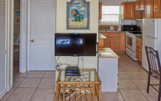 Misty Isles Redington Beachfront Suite 2