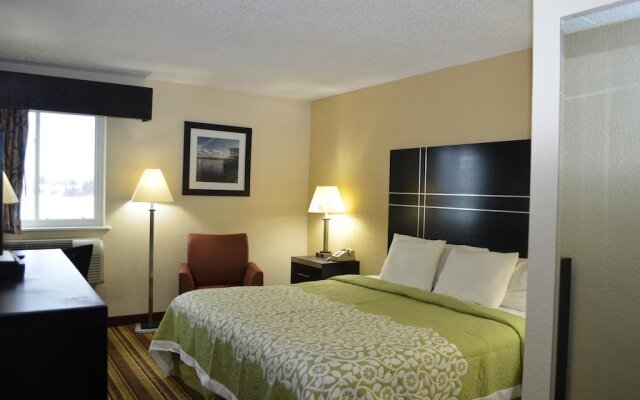 Days Inn Harriman Near Woodbury Commons Outlets