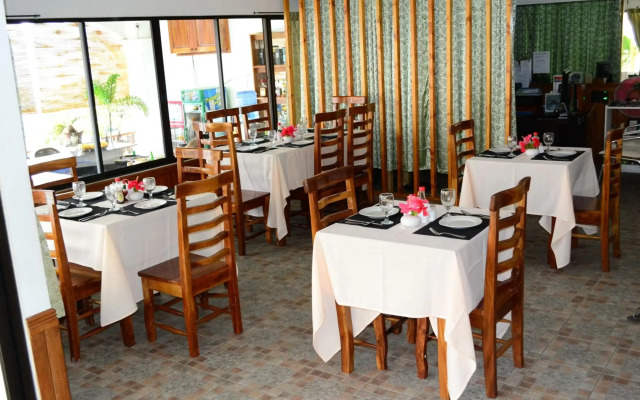 Eden Resort