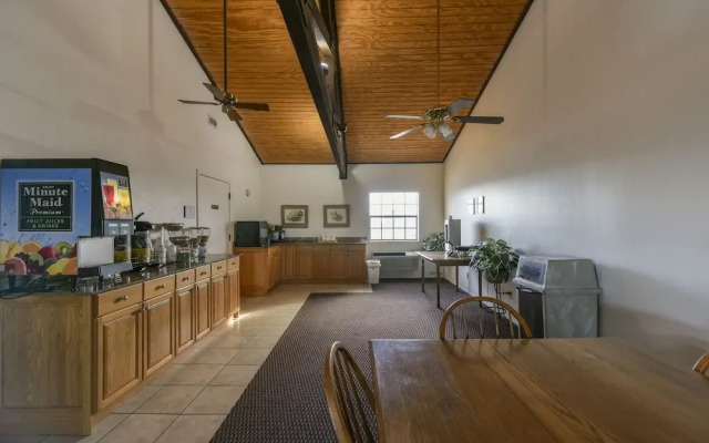 Windcrest Inn and Suites