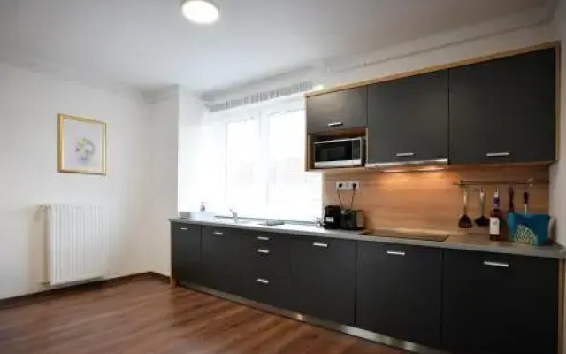 One Luxury Suites Eger