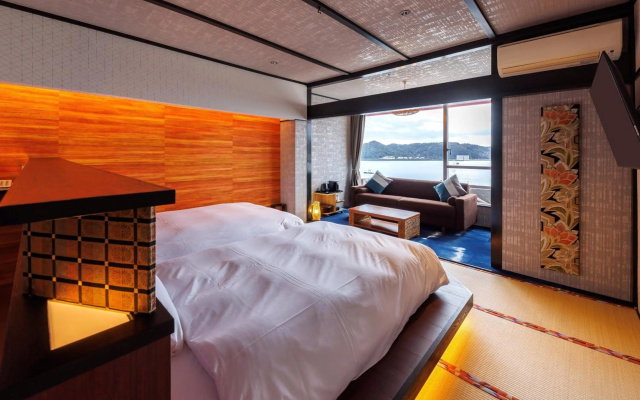Kurofune Hotel – Guest Rooms – Shimoda