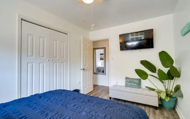 Walkable Wilmington Home Near Historic District