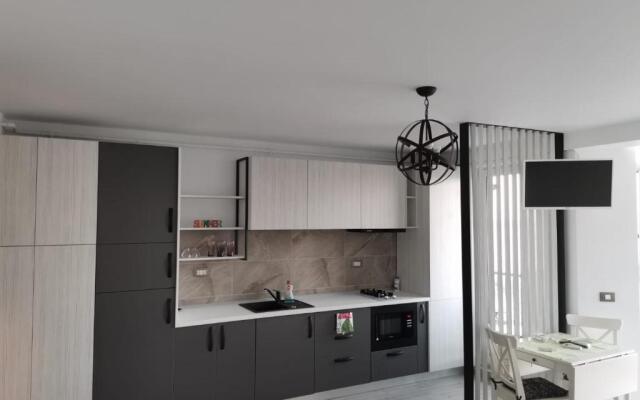 Studio Sea View & Spa Luxury by Alezzi Mamaia