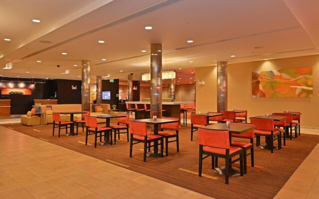 Courtyard Burlington Mt. Holly Westampton