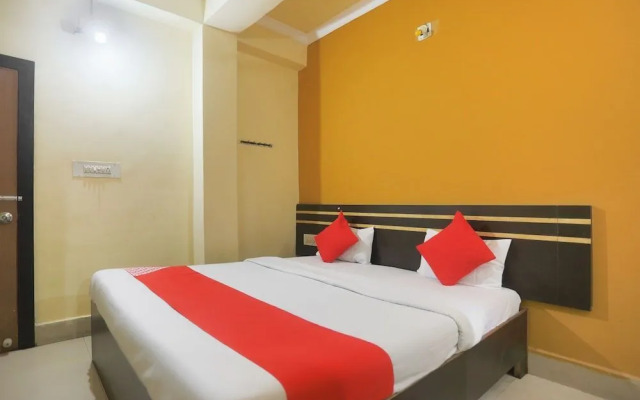 Hotel Trishakti by OYO Rooms