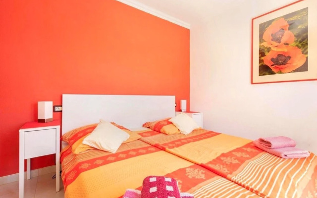 Remarkable 2-bed House in Arona