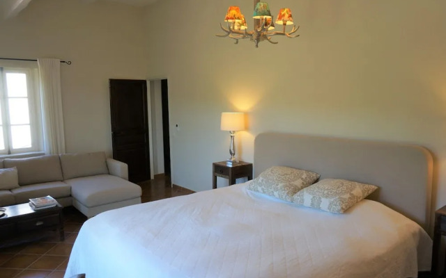 Holiday Home With Garden Near Lorgues