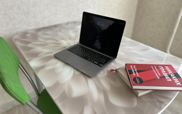 В Гости на Пионерском 60